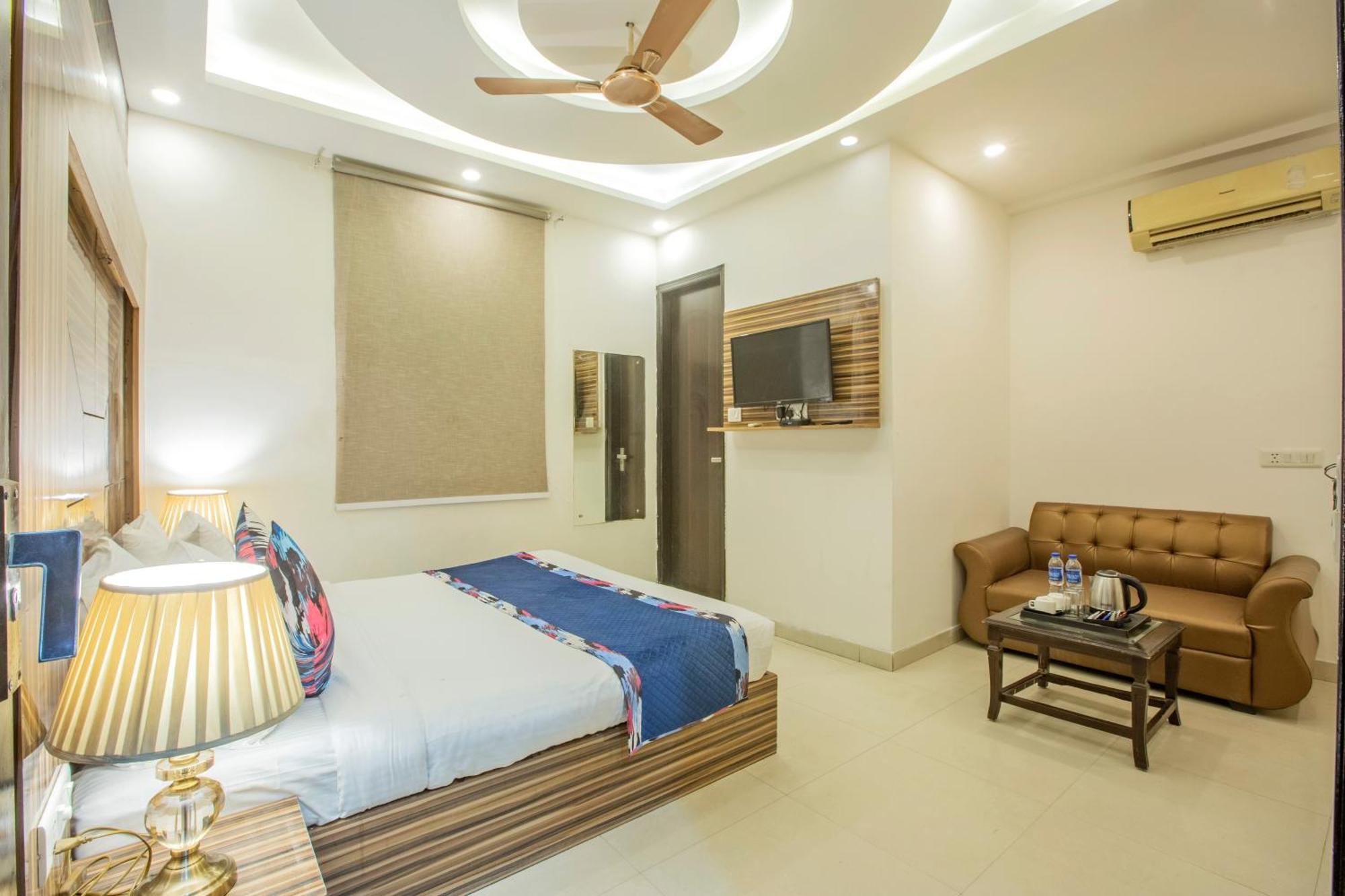 Arhaan Palace Delhi Airport 4* New Delhi
