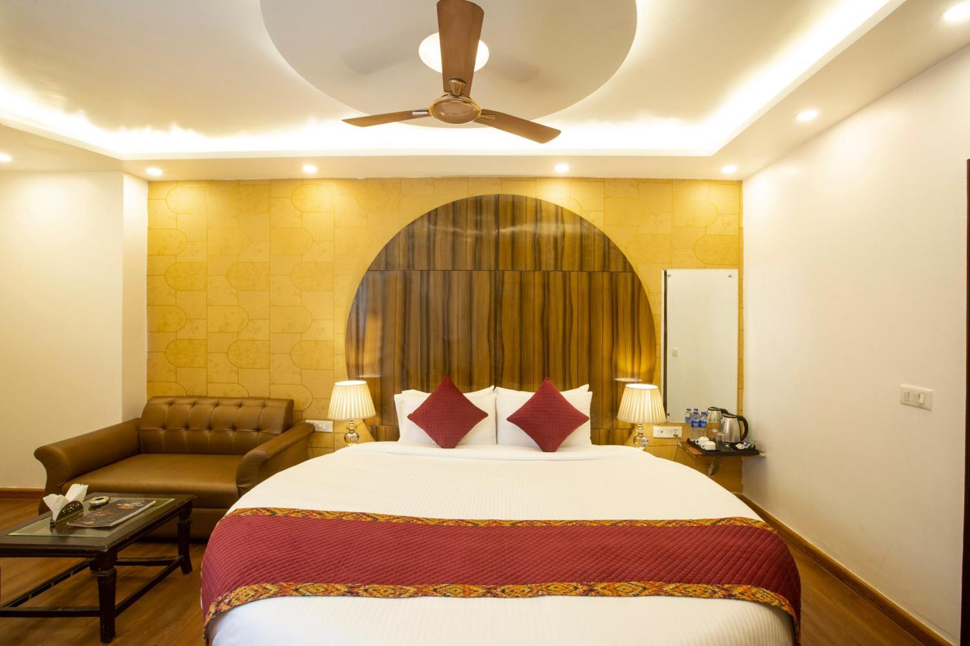 Hotel Arhaan Palace Delhi Airport