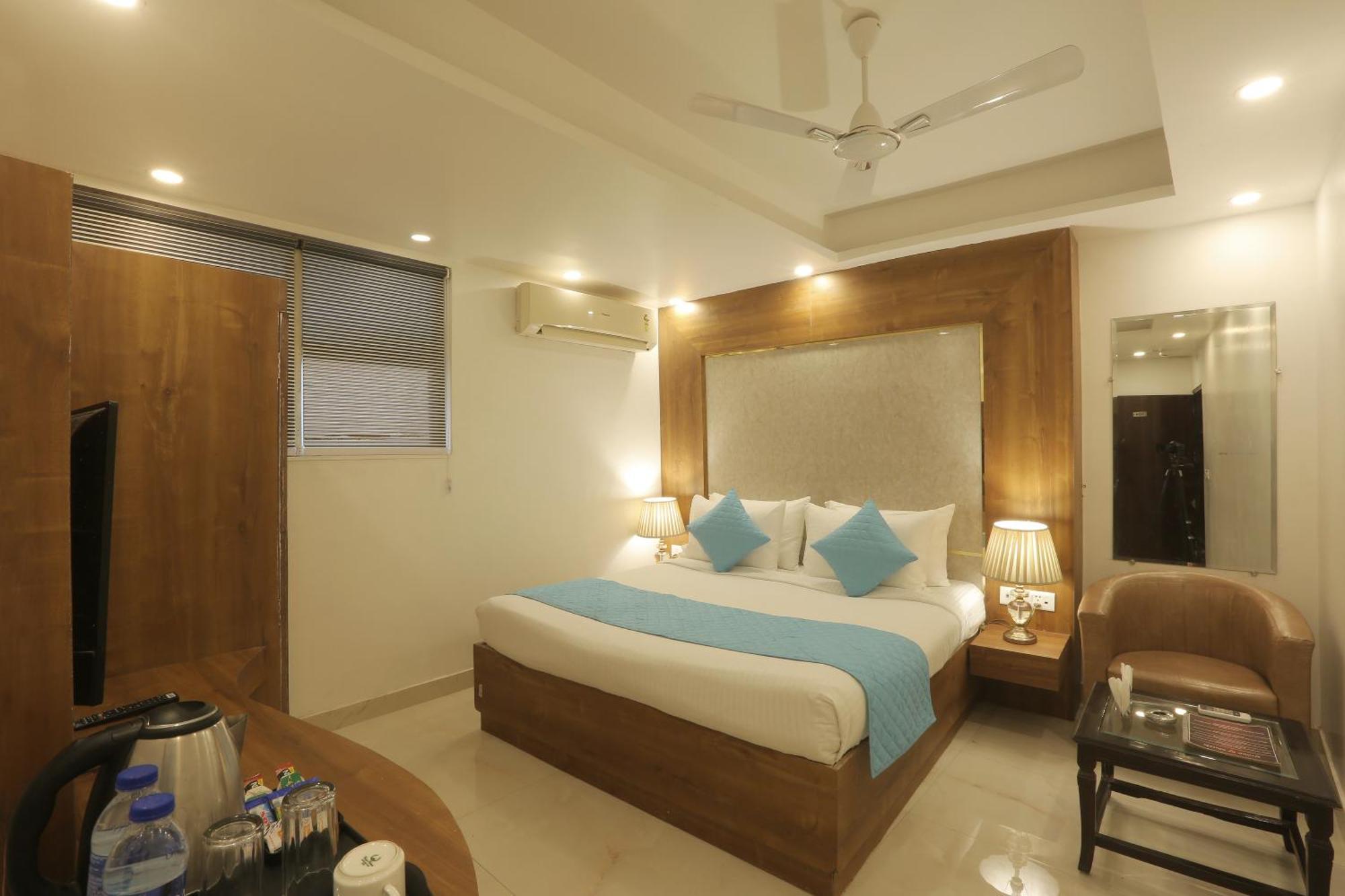 Arhaan Palace Delhi Airport Hotel New Delhi