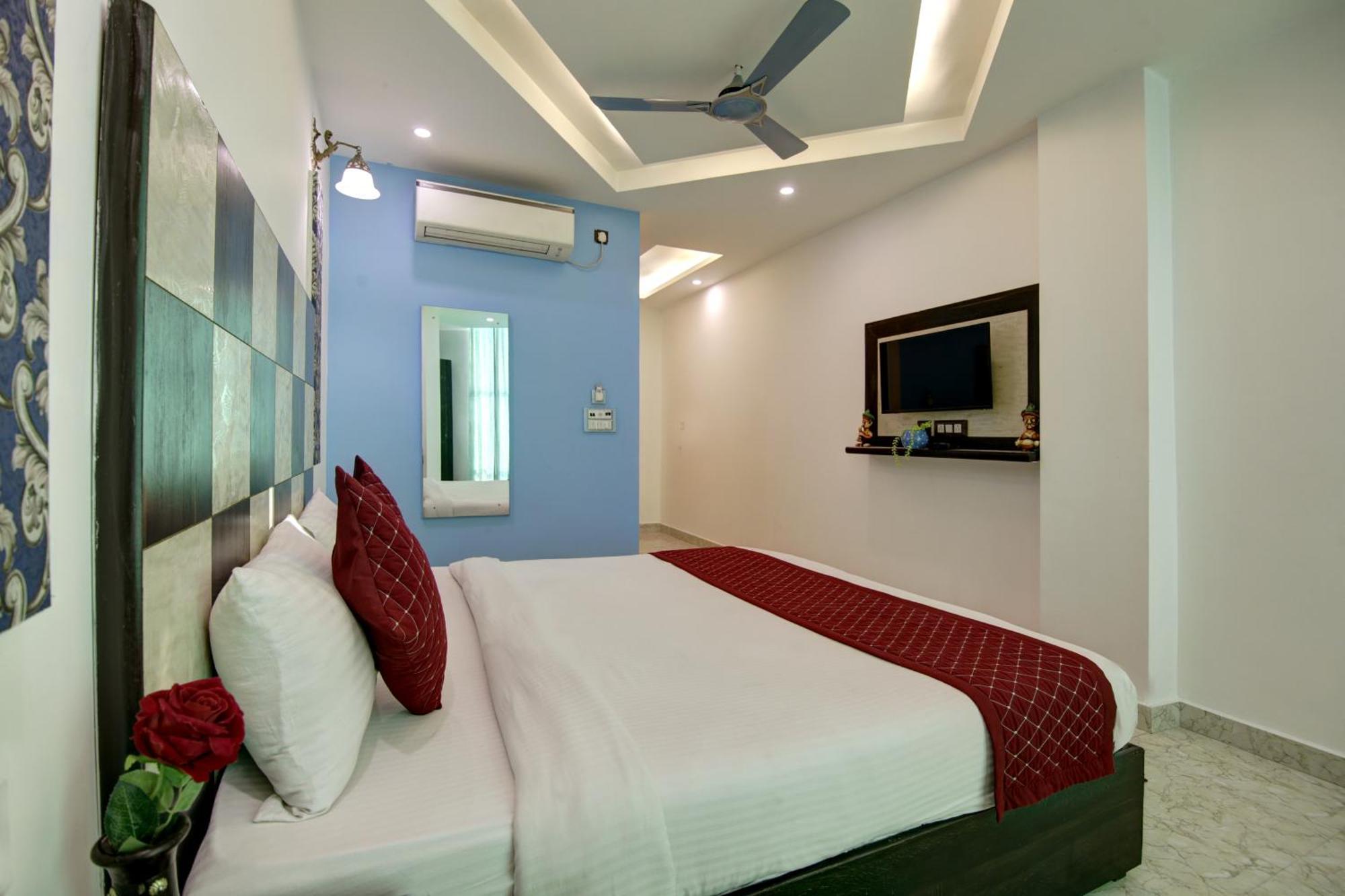 Hotel Arhaan Palace Delhi Airport 4*