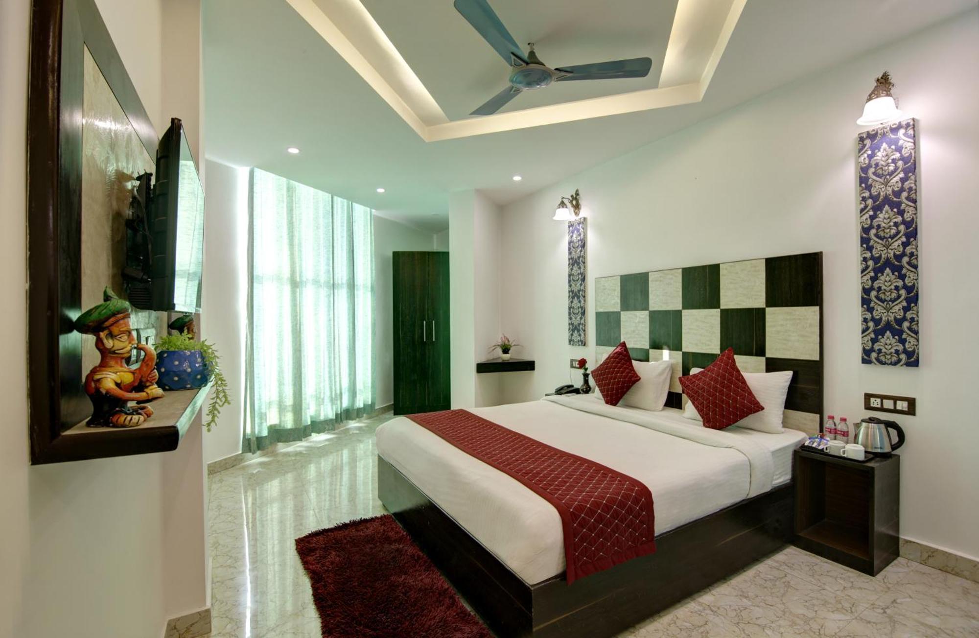 Arhaan Palace Delhi Airport 4* New Delhi